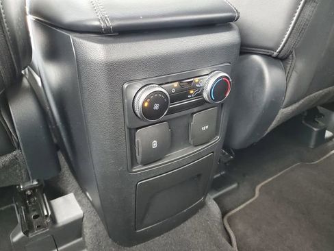 Used 2023 Ford Explorer XLT w/ Equipment Group 202A AWD/4WD image 28