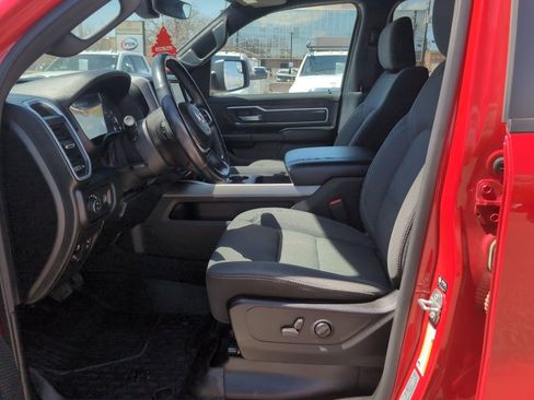 Used 2021 RAM 1500 Big Horn AWD/4WD image 10