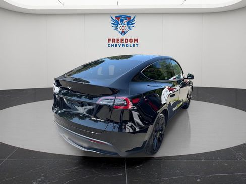Used 2023 Tesla Model Y Long Range AWD/4WD image 26