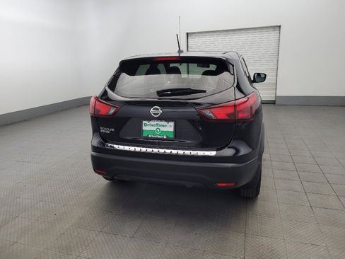 Used 2018 Nissan Rogue Sport S w/ S Appearance Package image 7