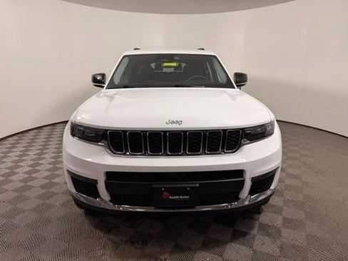 Certified 2024 Jeep Grand Cherokee L Limited AWD/4WD image 3