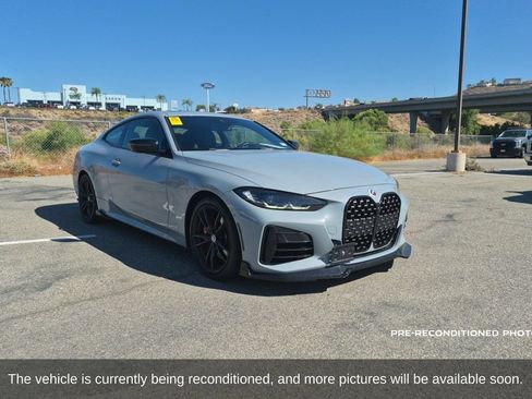 Used 2023 BMW M440i Coupe w/ Premium Package RWD image 3