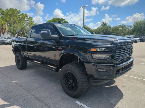 New 2026 RAM 2500 Big Horn AWD/4WD image 2