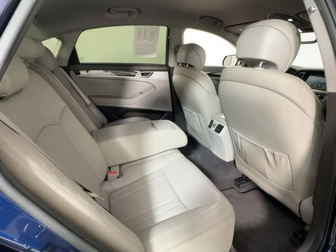 Used 2018 Genesis G80 3.8 image 29