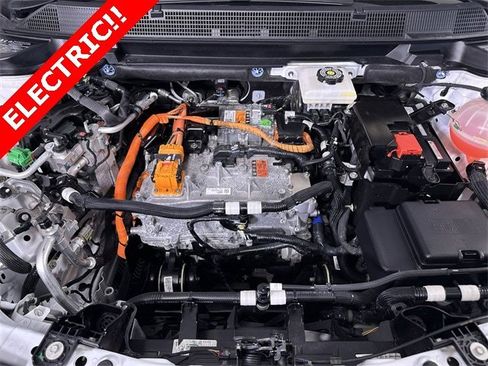 Used 2025 Chevrolet Equinox EV LT image 31