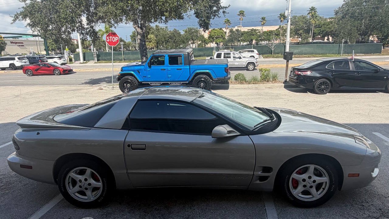 Used 2000 Pontiac Firebird Coupe w/ Opt Pkg RWD image 4
