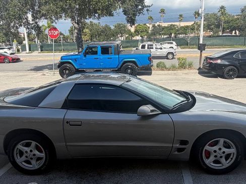 Used 2000 Pontiac Firebird Coupe w/ Opt Pkg RWD image 4