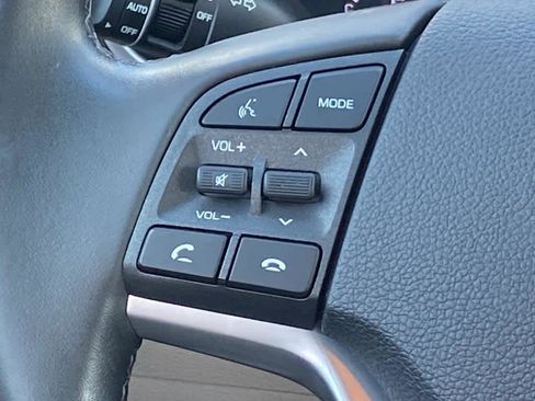 Used 2021 Hyundai Tucson Limited image 8