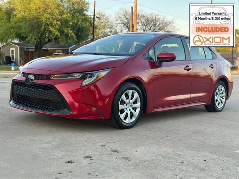 Used 2020 Toyota Corolla LE image 1