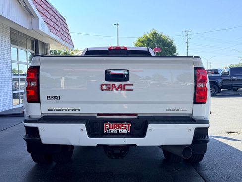 Used 2019 GMC Sierra 3500 Denali w/ Duramax Plus Package AWD/4WD image 4