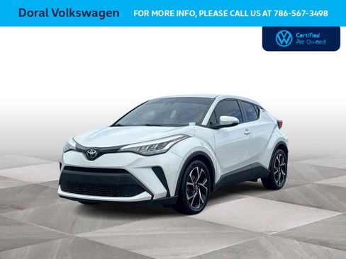 Used 2021 Toyota C-HR XLE FWD image 1
