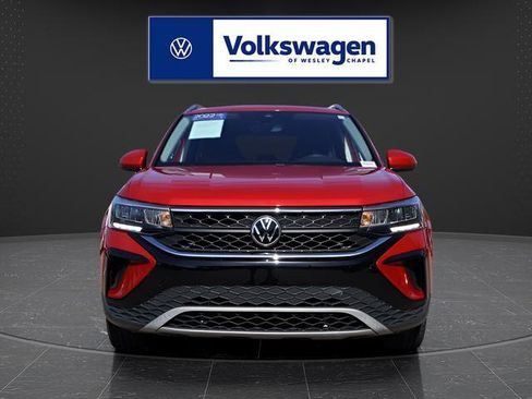 Certified 2022 Volkswagen Taos SE w/ IQ.Drive SE Package FWD image 3