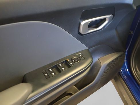 Used 2025 Kia K4 FWD image 19