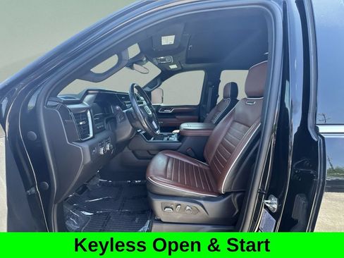 Used 2024 GMC Sierra 3500 Denali Ultimate AWD/4WD image 18