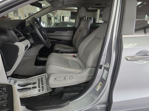Used 2022 Honda Odyssey EX-L image 9