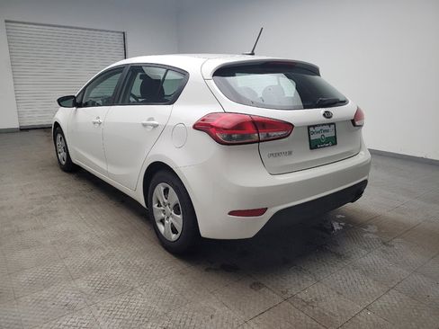 Used 2017 Kia Forte LX image 5
