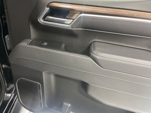 Used 2025 Chevrolet Silverado 1500 RST image 23