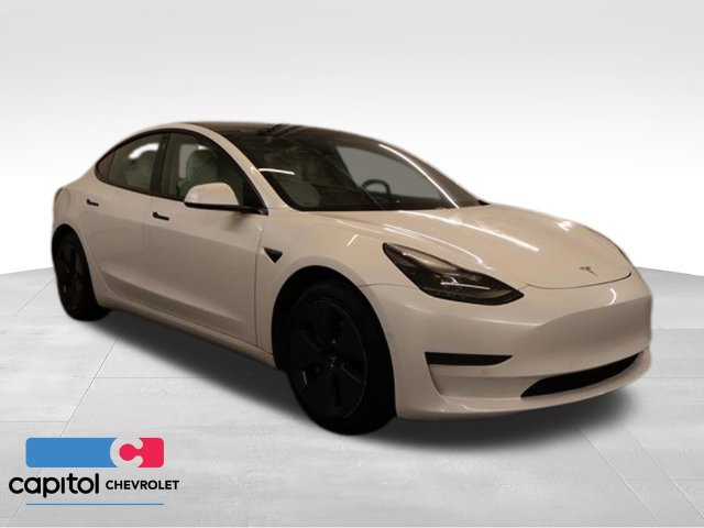 Used 2021 Tesla Model 3 Standard Range Plus RWD image 1