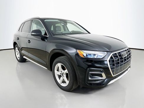 Used 2023 Audi Q5 2.0T Premium w/ Convenience Package AWD/4WD image 3