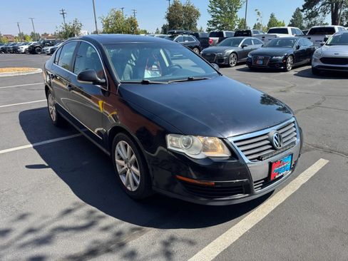 Used 2006 Volkswagen Passat 2.0T FWD image 4