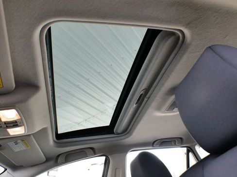 Used 2010 MAZDA MAZDA3 s Sport image 25