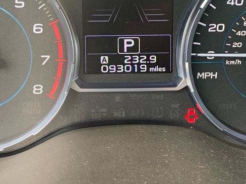 Used 2017 Subaru Forester 2.5i Premium AWD/4WD image 16