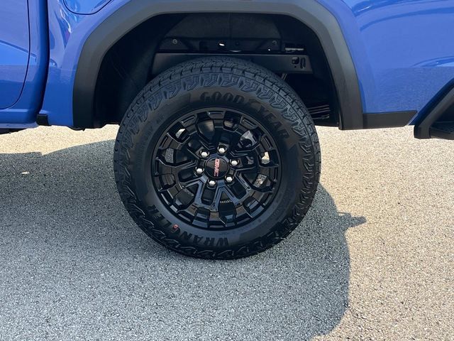 New 2026 GMC Canyon Elevation w/ Convenience Package RWD image 14