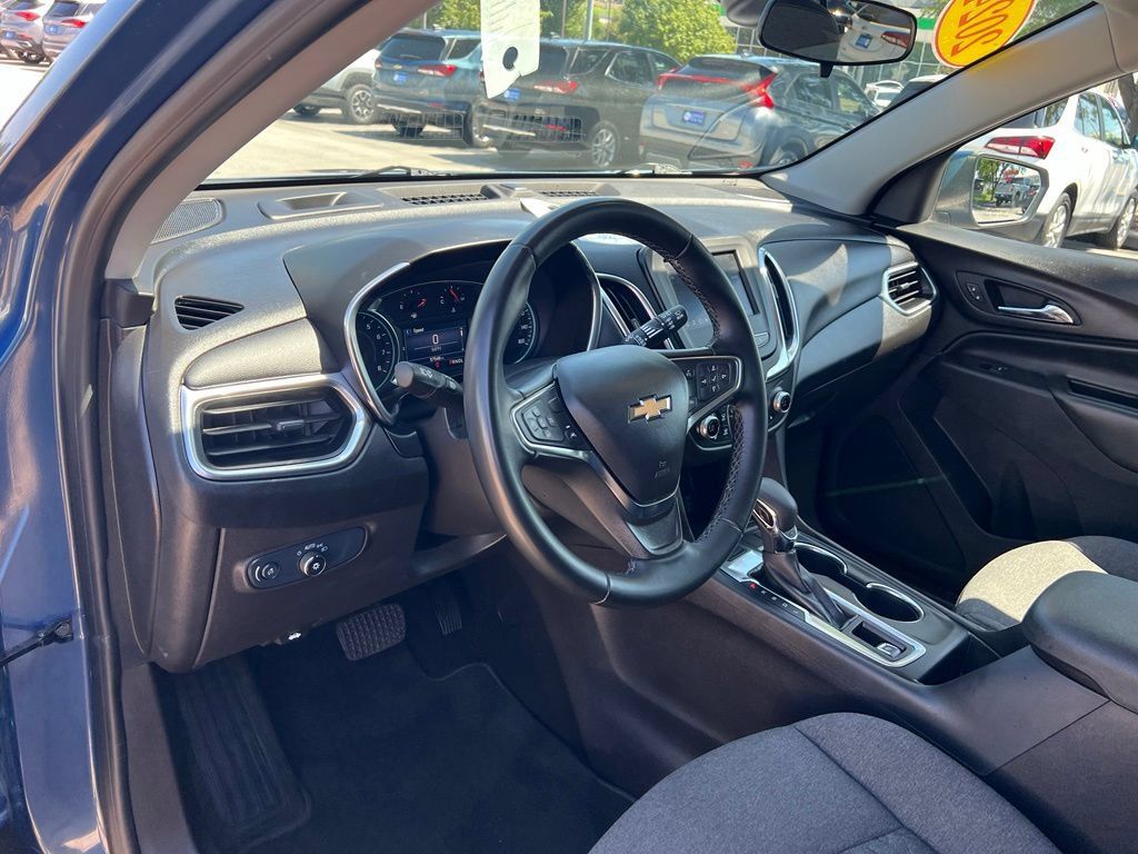 Used 2024 Chevrolet Equinox LT AWD/4WD image 18