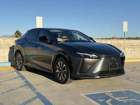 Certified 2023 Lexus RZ 450e Premium image 2