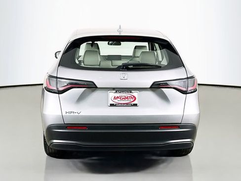 Certified 2024 Honda HR-V LX image 16
