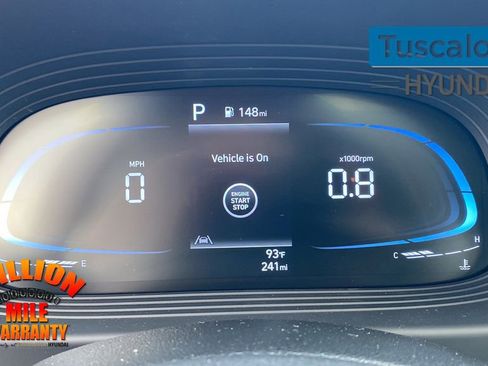 New 2025 Hyundai Venue SEL image 16