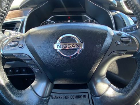 Used 2019 Nissan Murano S image 29