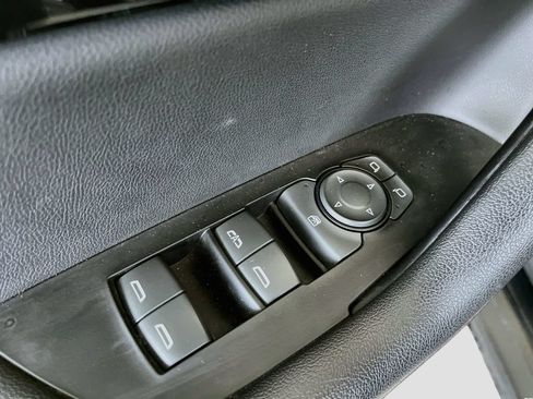 Used 2022 Chevrolet Blazer RS FWD image 18