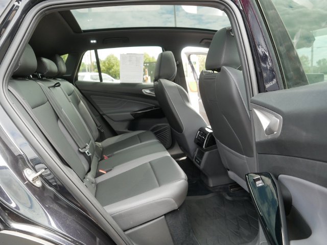 Used 2023 Volkswagen ID.4 Pro S AWD/4WD image 19