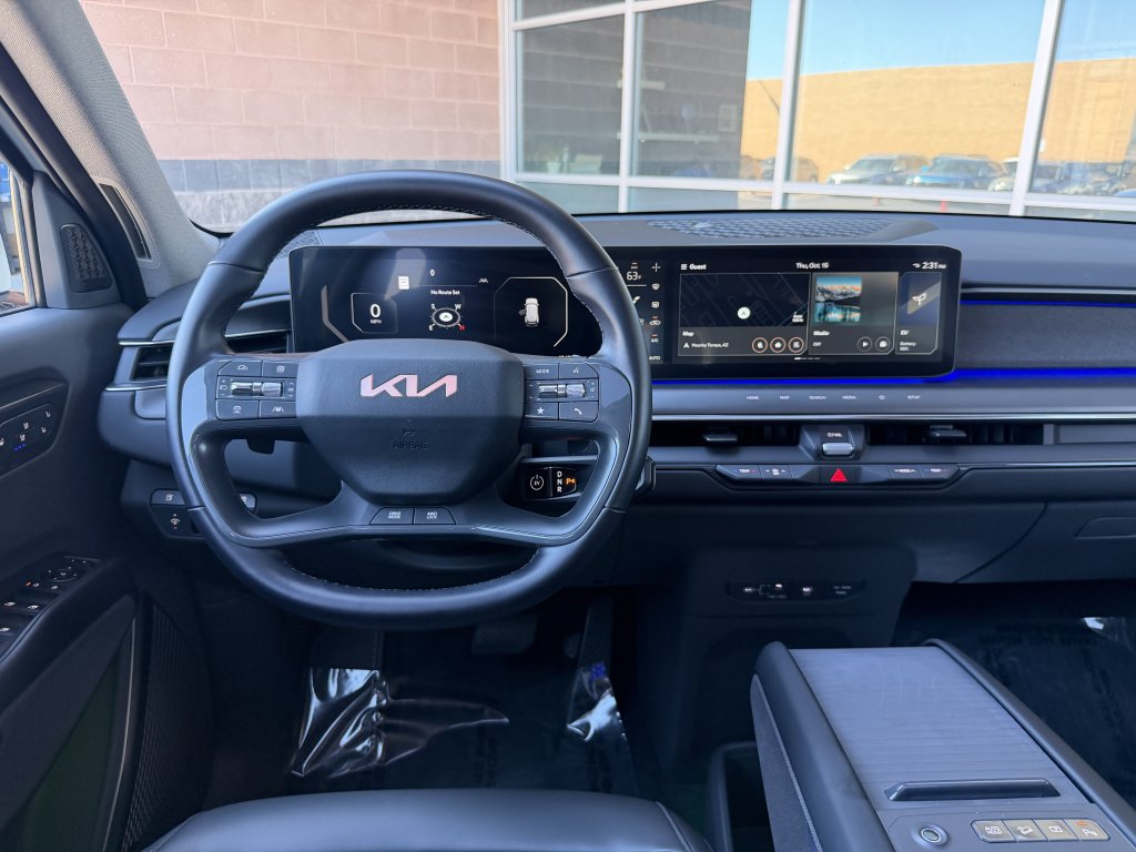 Used 2024 Kia EV9 Land AWD/4WD image 16