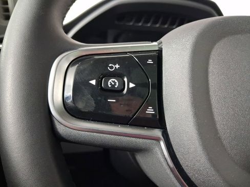 Certified 2025 Volvo XC90 T8 Plus w/ Protection Package AWD/4WD image 34