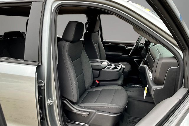 New 2026 Chevrolet Silverado 1500 RST w/ Z71 Off-Road Package AWD/4WD image 11