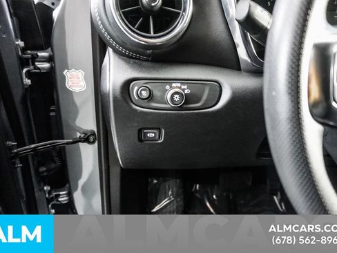 Used 2025 Chevrolet Blazer LT FWD image 27