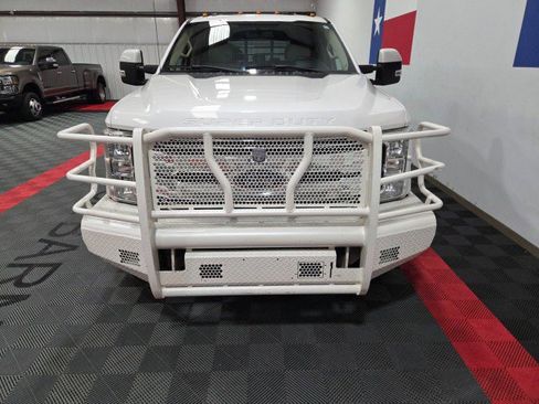 Used 2017 Ford F350 Lariat w/ FX4 Off-Road Package image 16