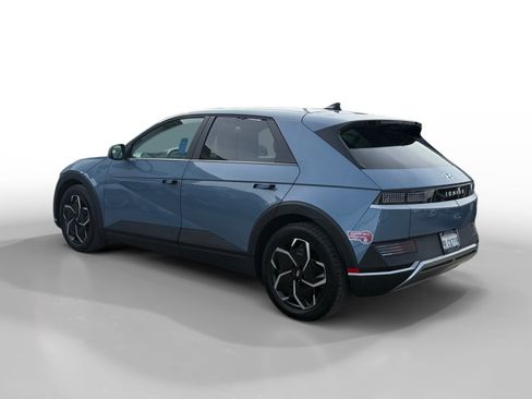 Certified 2024 Hyundai Ioniq 5 SE image 3