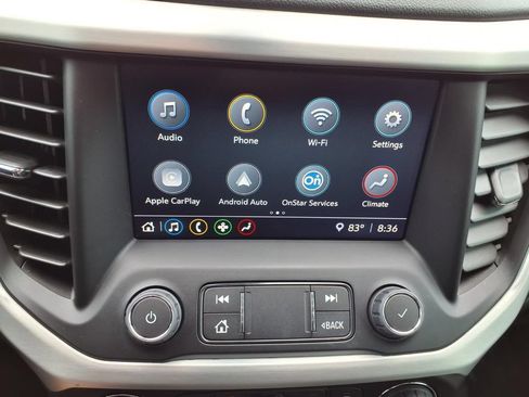 Used 2022 GMC Acadia SLE w/ Driver Convenience Package FWD image 6