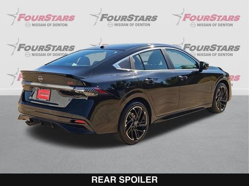 New 2026 Nissan Sentra SR w/ SR Premium Package FWD image 4