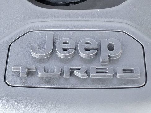 Certified 2022 Jeep Grand Cherokee Limited 4xe w/ Luxury Tech Group II image 8