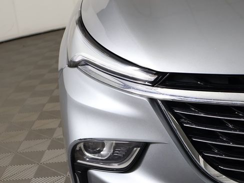 Used 2024 Buick Enclave Premium image 16