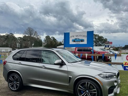 Used 2015 BMW X5 M image 1