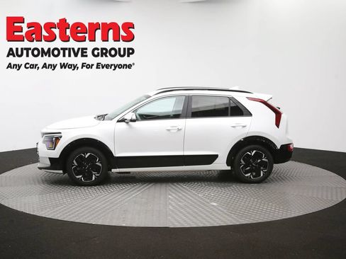 Used 2023 Kia Niro Wind w/ Wind Preserve Package FWD image 59