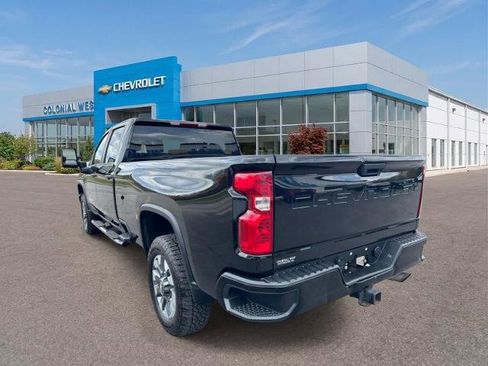 Used 2022 Chevrolet Silverado 2500 Custom AWD/4WD image 6