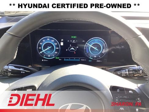 Certified 2025 Hyundai Elantra Limited FWD image 24