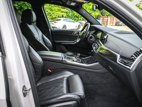 Used 2023 BMW X5 xDrive45e AWD/4WD image 17