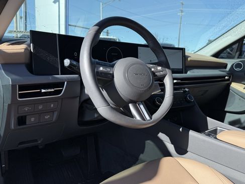 Used 2024 Hyundai Sonata Limited image 9